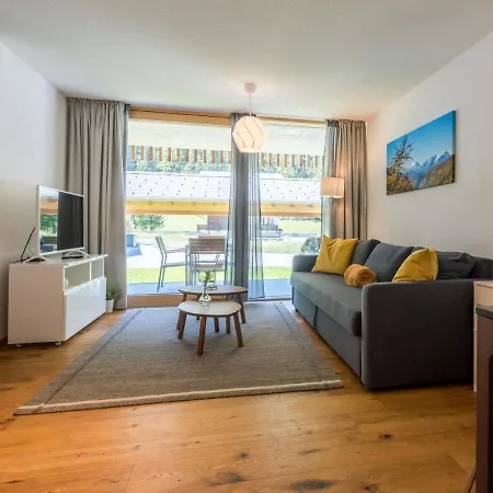 Montela Haus D شقة *